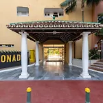 Moderno Estudio Y Piscina A 50 Metros De La Playa